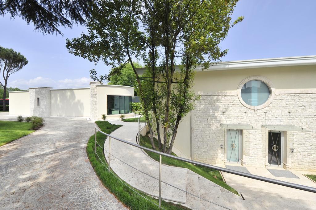 Testani Guest house